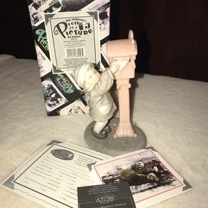 284424 Kim Anderson Figurine Collectable